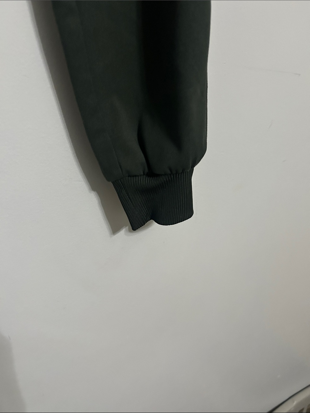 Drawstring Jogger Pants - Picture 3 of 4